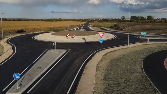 Nová cesta spája diaľničnú križovatku...