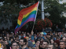 ZHROMAŽDENIE: Odsúdenie nenávisti voči LGBTI
