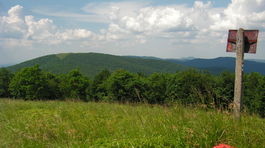 Hlavný karpatský hrebeň v okolí Pľaše.