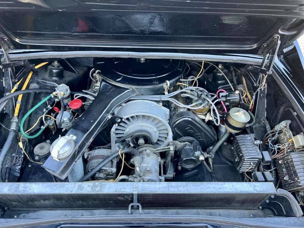 Tento vzduchom chladený motor 3,5 V8 má dvojité...