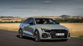 Audi RS3 Sedan performance 10