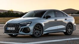 Audi RS3 Sedan performance 9