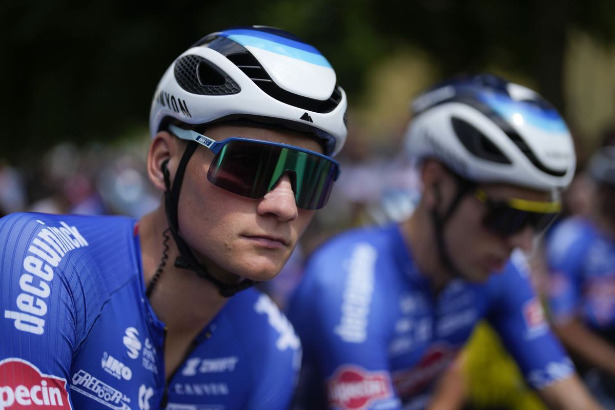 Mathieu van der Poel vo farbách tímu...