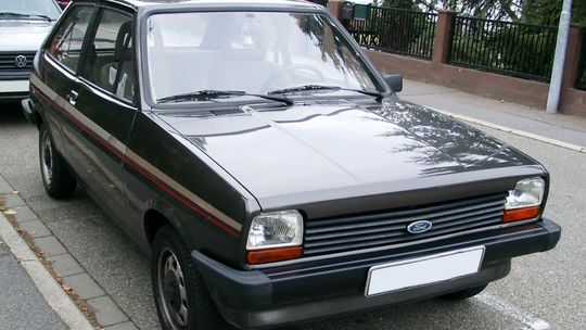 Ford Fiesta  - 1. generácia (1976 - 1983)