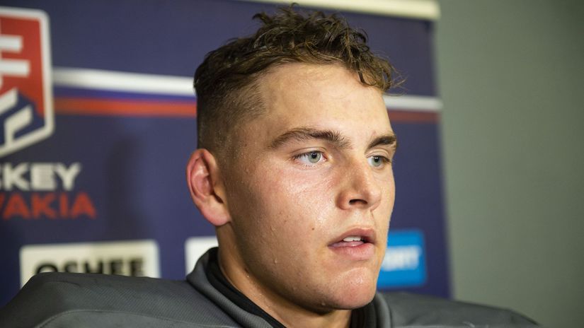 Hodnotenie C: Samuel Urban (brankár, tím SR do...