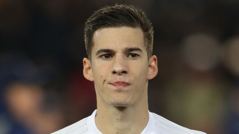 Santi Mina - Španielsko
Kluby: Valencia, Celta...