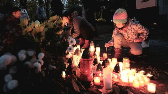 Podvodník oklamal na bratislavskom cintoríne ženu, prišla o 2100 eur
