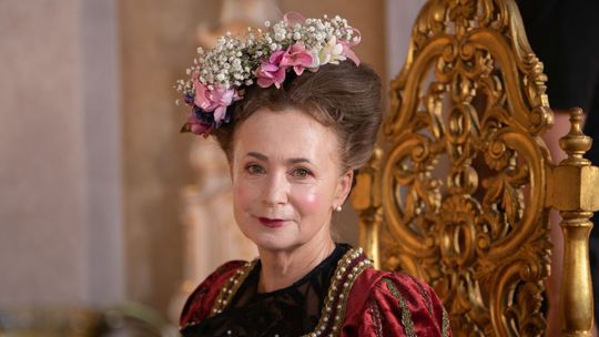 Hlavnou hrdinkou príbehu je kráľovná Ludmila...