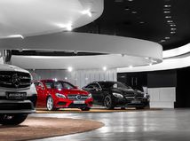 Mercedes-Benz - showroom Moskva