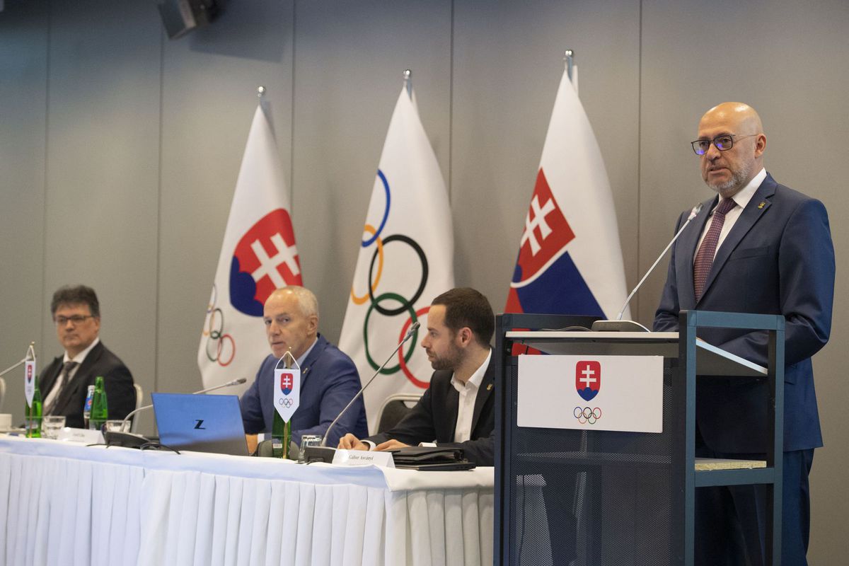 Prezident SOŠV Anton Siekel počas príhovoru na...