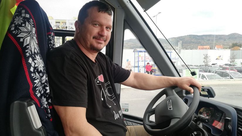 Šofér Maroš Stehlík previezol banským mestom za...