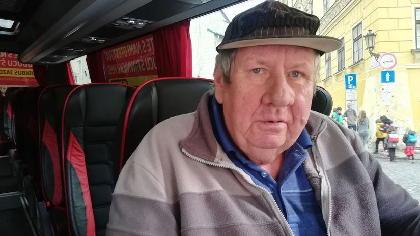 Milan Lulčo by spoje v polhodinových...