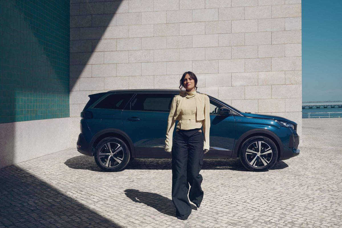 Peugeot 5008 pôsobí naozaj impozantne.