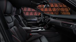 Audi Q8 e-tron quattro - 2022