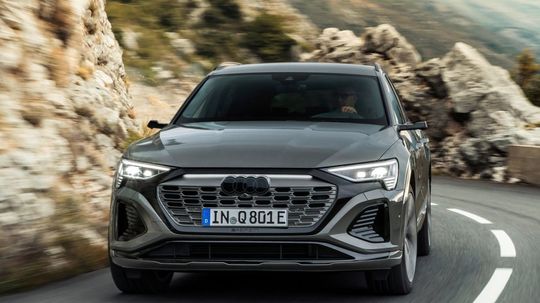 Audi Q8 e-tron quattro - 2022