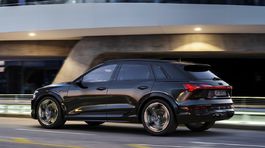 Audi SQ8 e-tron quattro - 2022