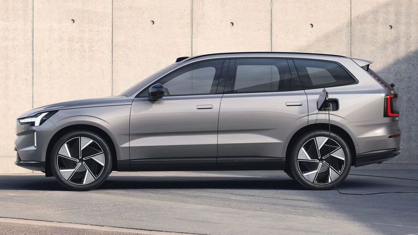 Na dĺžku má EX90 viac ako súčasné XC90, je ale...
