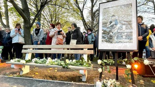 Lavička v Bratislave na Račianskom mýte, na...