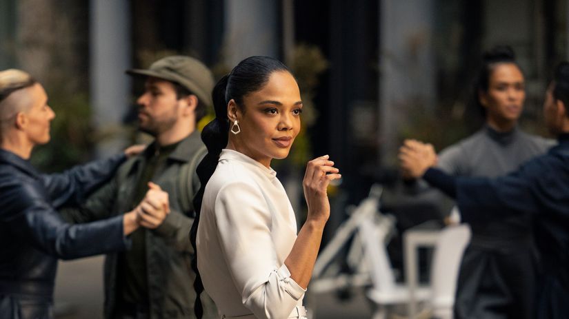 Záber zo 4. série seriálu Westworld.