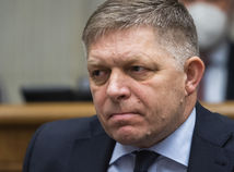 Fico volá po zrušení obvinenia šéfa Národnej banky Slovenska Kažimíra
