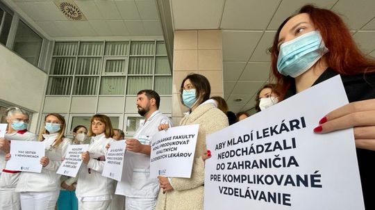 platy lekárov, výpovede lekárov