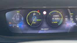 Peugeot 408 plug-in hybrid (2022)