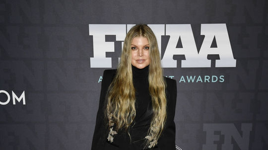 Speváčka Fergie na 36t. ročníku cien Footwear...