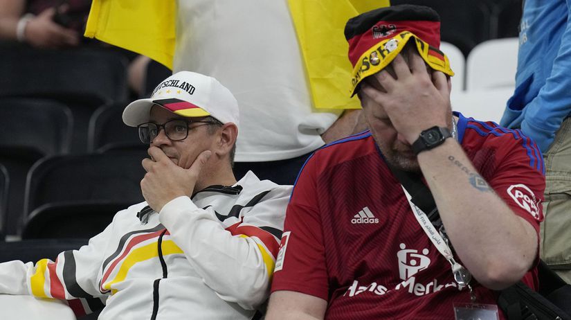 Sklamanie nemeckých fanúšikov.