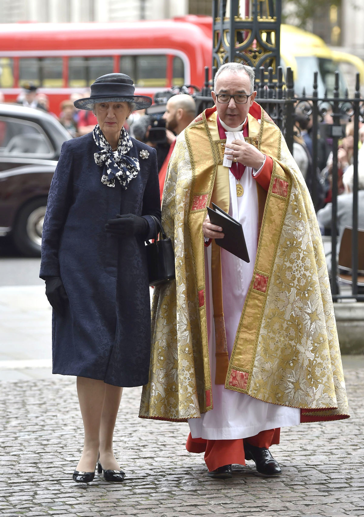 Reverend John Hall, opát Westminsterského...