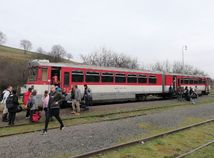 vlaky, Banská Štiavnica, pravidelné spoje, stopka