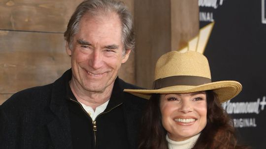 Timothy Dalton a  Fran Drescher  na premiére...