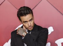 Zomrel jeden z členov skupiny One Direction. Tridsaťjedenročný Liam Payne spadol z tretieho poschodia hotela