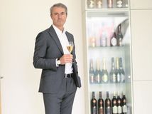 Peter Krúpa, Hubert, víno