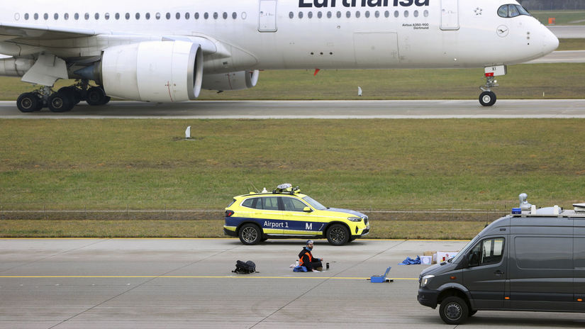 nemecko letisko lietadlo mníchov aktivisti klíma