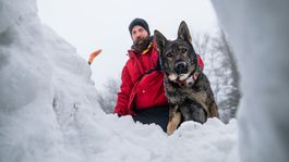 zima, sneh, lavína, horská záchranná služba,...