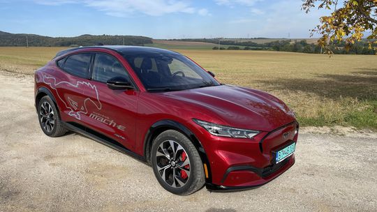 Ford Mustang Mach-e 258 kW AWD