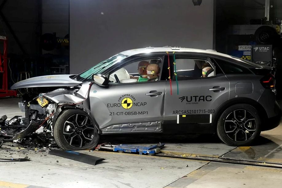 Miernym sklamaním sú výsledky nového Peugeotu...