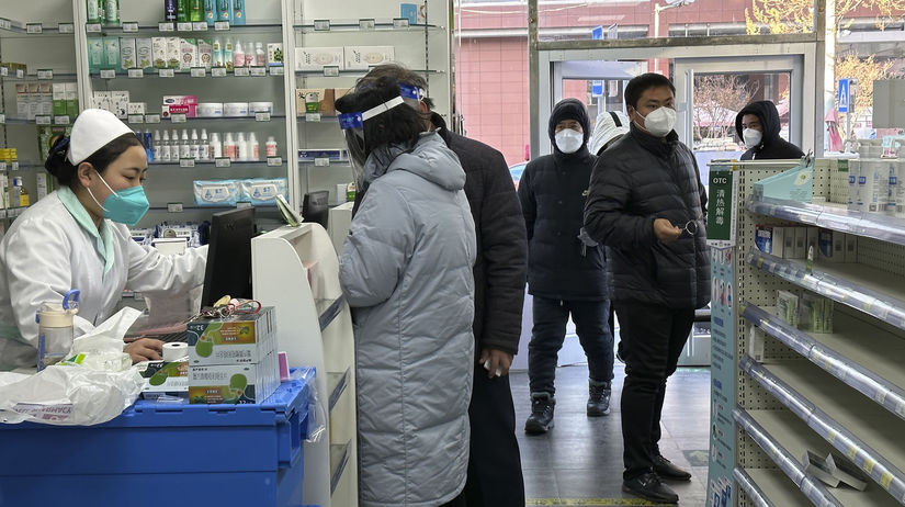 Čína koronavírus Peking opatrenia uvoľnenie...