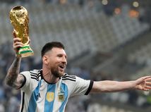 Lionel Messi 10