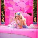 rev-1-Barbie-Insta Vert Margot Robbie vo filme BarbieRes JPEG
