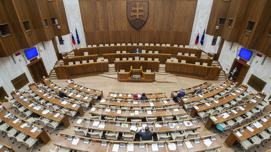 Na Slovensku chce vzniknúť šesť nových politických strán