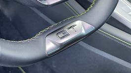 Peugeot 308 GT PACK 1.6 HYBRID 225k e-EAT8 (2022)