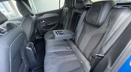 Peugeot 308 GT PACK 1.6 HYBRID 225k e-EAT8 (2022)