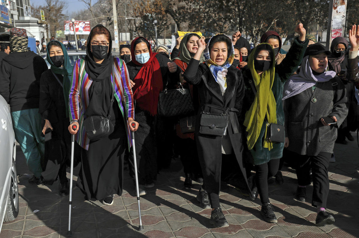 Afganistan, ženy, protest, štúdium, zákaz, Taliban