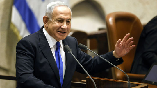 Izraelský minister obrany Joav Galant zostane vo funkcii, rozhodol Netanjahu