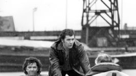 Zľava: Martin Shaw a Lewis Collins v seriáli...