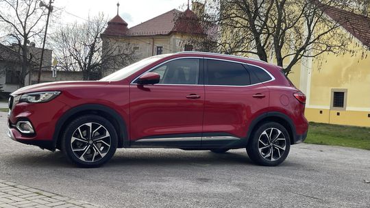 MG eHS PHEV 1.5TGI Exclusive (2023)