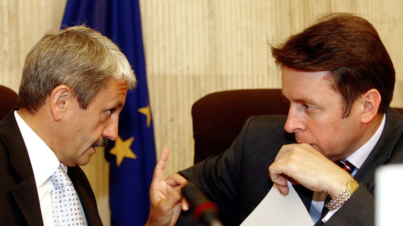 Mikuláš Dzurinda a Ivan Mikloš na fotografii z...