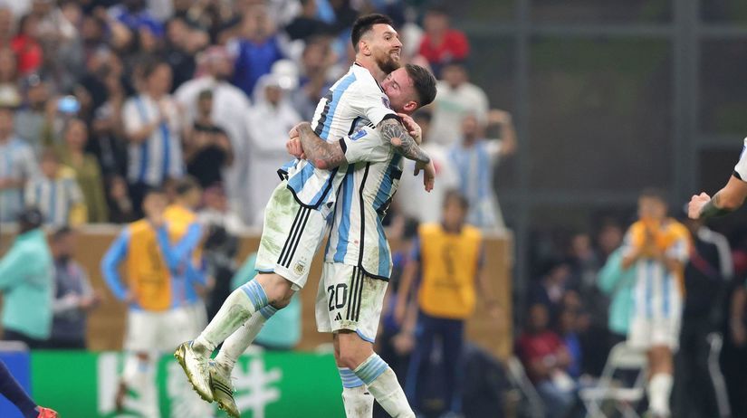 Carlos Javier "Colo" Mac Allister hral ako ľavý...