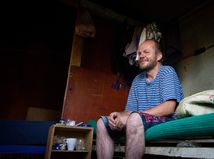 Eugena našli pod mostom. Krízu cítia aj...